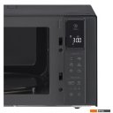 Микроволновые печи LG MS2596CIT