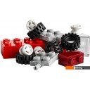 Конструкторы LEGO Classic 10713 Чемоданчик для творчества и конструирования Конструкторы LEGO Classic 10713 Чемоданчик для творчества и конструирования