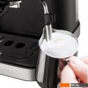 Кофеварки и кофемашины Redmond RCM-M1513