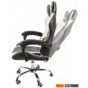 Офисные кресла и стулья Calviano Ultimato (черный)