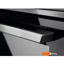 Духовые шкафы Electrolux EOE7C31X
