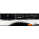 Стиральная машина Electrolux DelicateCare 800 EW8H258B