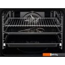 Духовые шкафы Electrolux EOE7P31Z