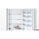 Холодильники Bosch Serie 6 KIS86AFE0