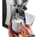 Кофеварки и кофемашины DeLonghi Magnifica Start ECAM 220.31.SB