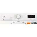 Стиральная машина Electrolux EWWN1685W Стиральная машина Electrolux EWWN1685W
