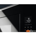 Микроволновые печи Electrolux KMFD264TEX