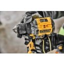 Шуруповерты, гайковерты, электроотвертки DeWalt DCD800H2T (с 2-мя АКБ 5 Ач, кейс)