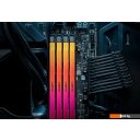 Оперативная память Kingston FURY Renegade RGB 16ГБ DDR5 7200МГц KF572C38RSA-16