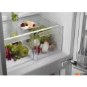 Холодильники AEG TwinTech 6000 OSC6N181ES