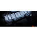 Оперативная память Kingston FURY Renegade 16ГБ DDR5 7200 МГц KF572C38RW-16