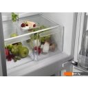 Холодильники AEG TwinTech 6000 SCE618E5TS