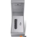 Туристические ножи Victorinox Classic Brilliant Carbon 0.6221.90 (черный/серебристый)
