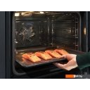 Духовые шкафы Electrolux EOB8S39H