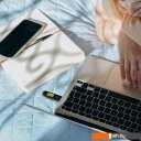 USB Flash ADATA UC300 256GB (черный/зеленый)