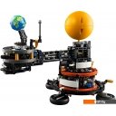 Конструкторы LEGO Technic 42179 Планета Земля и Луна на орбите