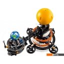 Конструкторы LEGO Technic 42179 Планета Земля и Луна на орбите