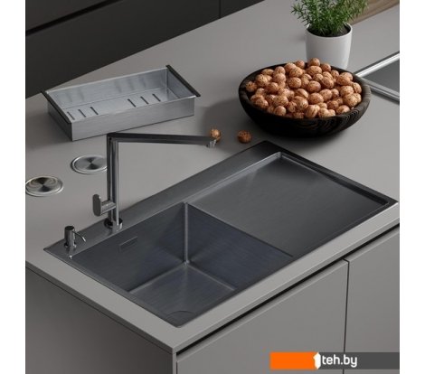  - Кухонные мойки Roxen Vespa 560230-70LB PVD графит (с коландером и дозатором) - Vespa 560230-70LB PVD графит (с коландером и дозатором)