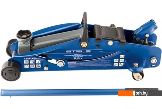 Домкраты Stels 51132 2.5т Домкраты Stels 51132 2.5т